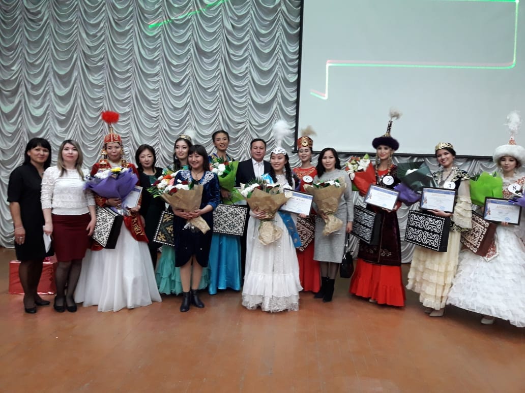 Стриптиз шоу секс видео