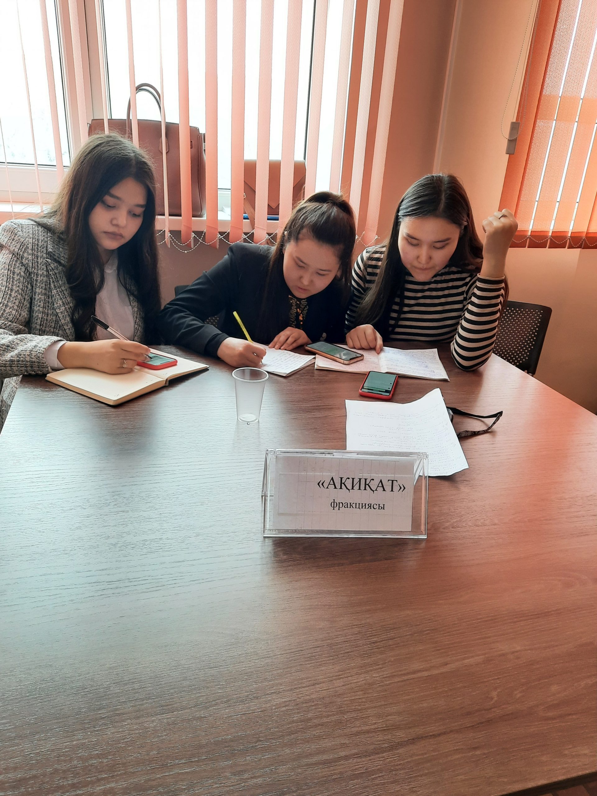 Салбыраған кеуделердің фотосессиялары